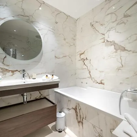 De L'horloge - Welkeys Appartement *